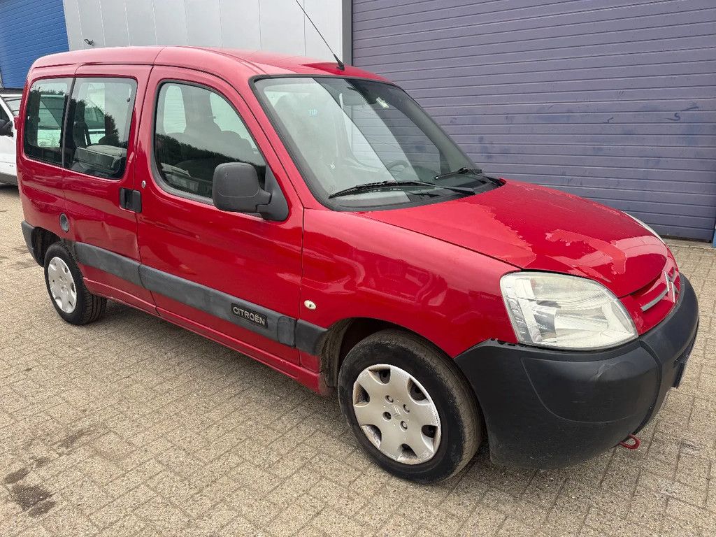 Citroën Berlingo **PETROL-ESSENCE-BENZINE**