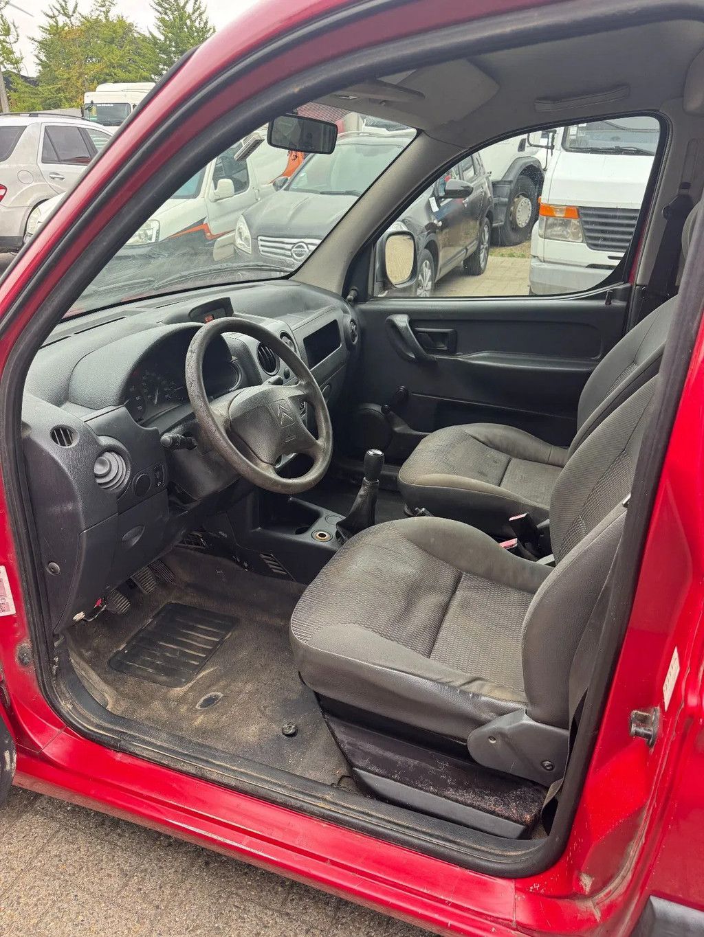 Citroën Berlingo **PETROL-ESSENCE-BENZINE**