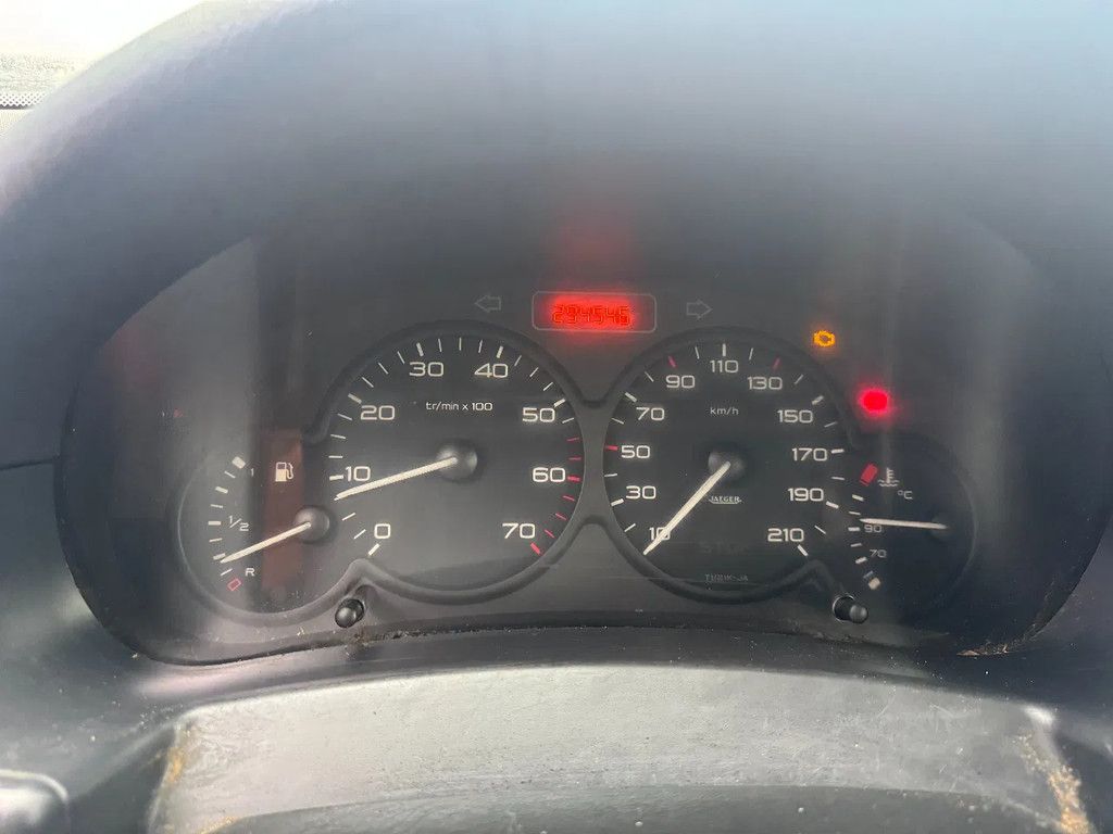 Citroën Berlingo **PETROL-ESSENCE-BENZINE**