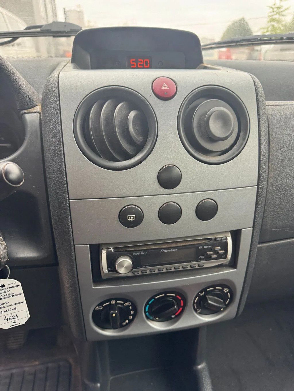 Citroën Berlingo **PETROL-ESSENCE-BENZINE**