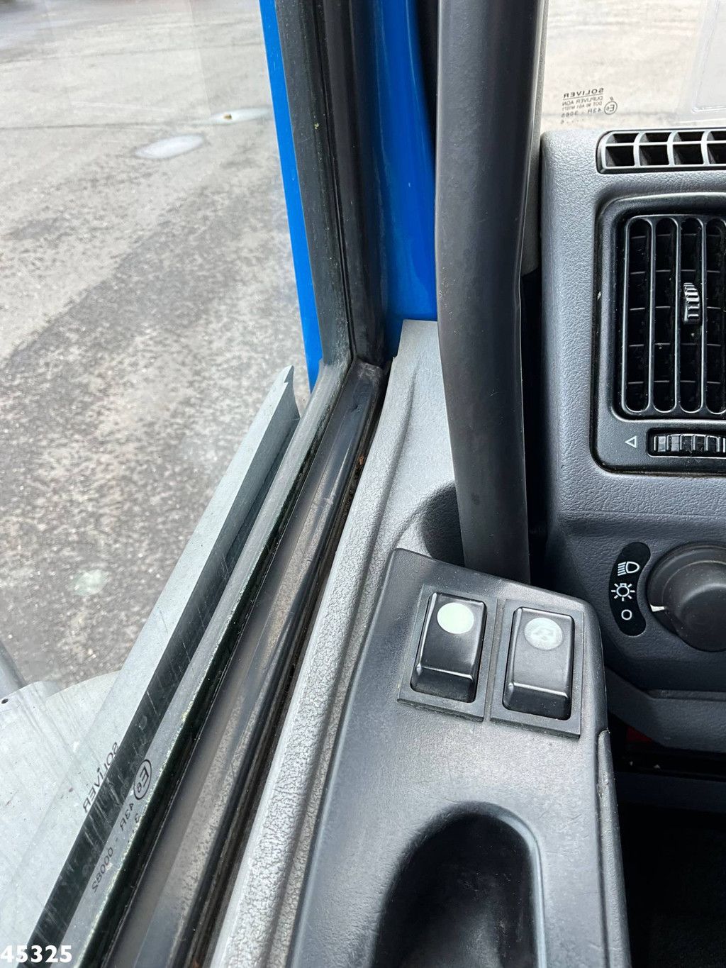 DAF FA 45 LF 180 HMF 7 Tonmeter laadkraan