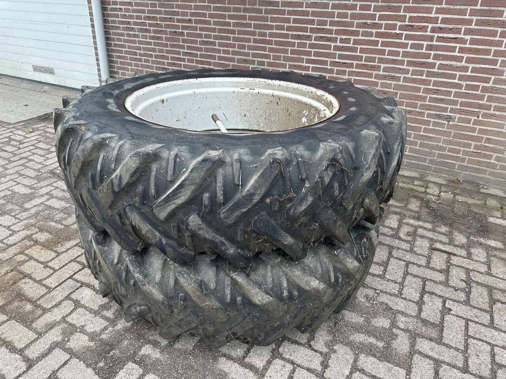 SET dubbelluchtbanden 16.9x38 - Gebruikt
