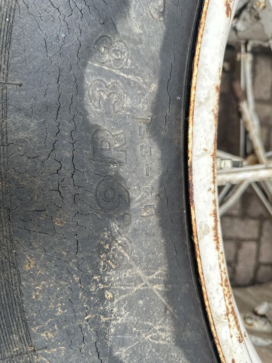 SET dubbelluchtbanden 16.9x38 - Gebruikt