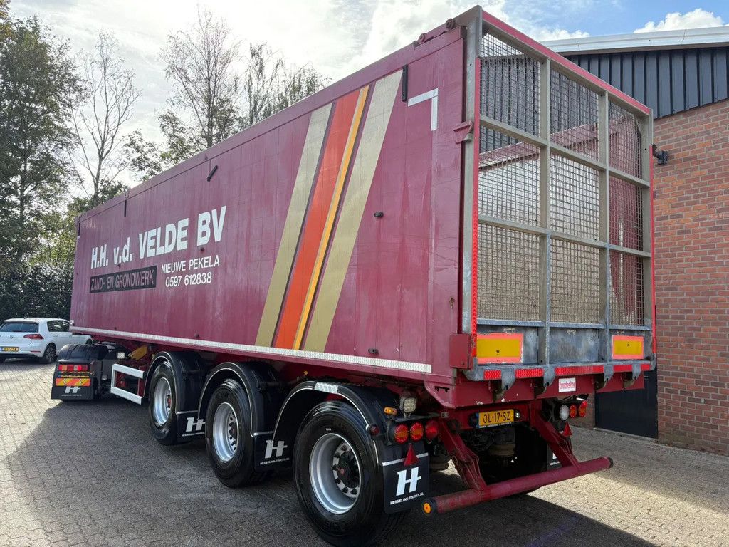 Carnehl 60m3 10 tons assen, Stuuras, Bietenrek, nieuwe APK!