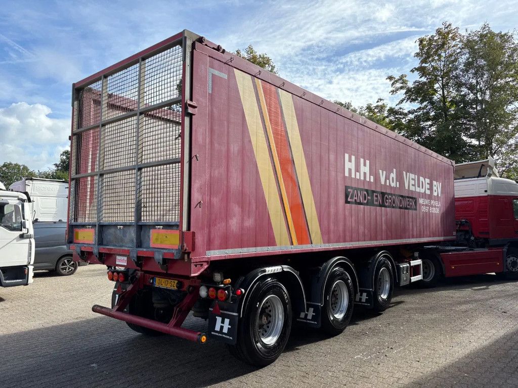 Carnehl 60m3 10 tons assen, Stuuras, Bietenrek, nieuwe APK!