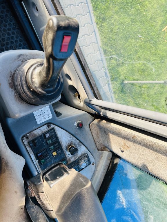 Terex TL100
