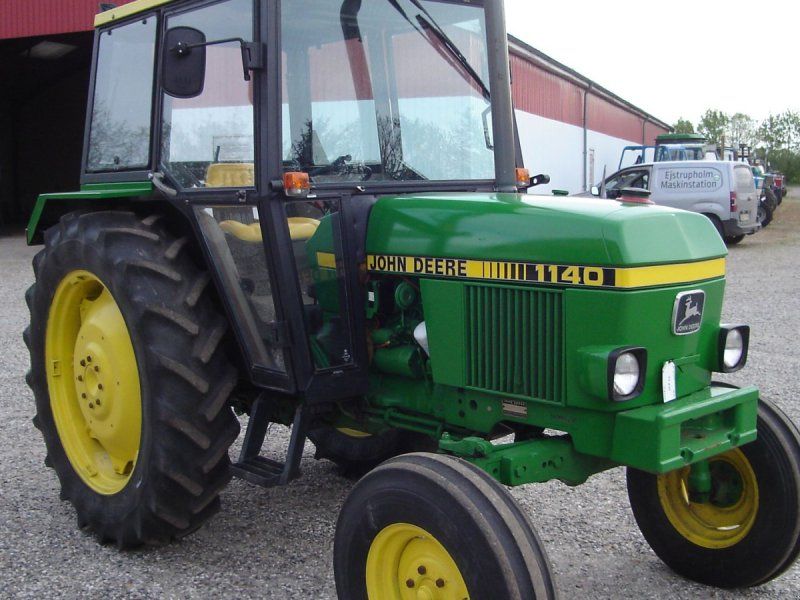 John Deere 1140