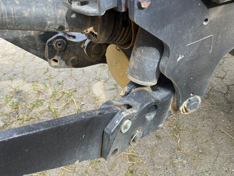 Valtra T182D