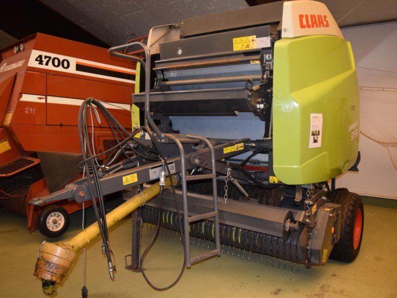 Claas Variant 365 RC