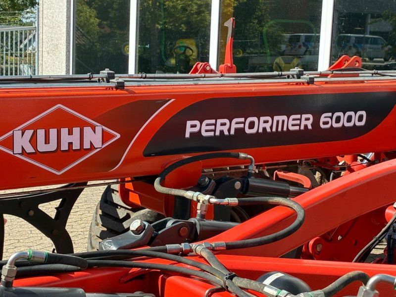 Kuhn Performer 600