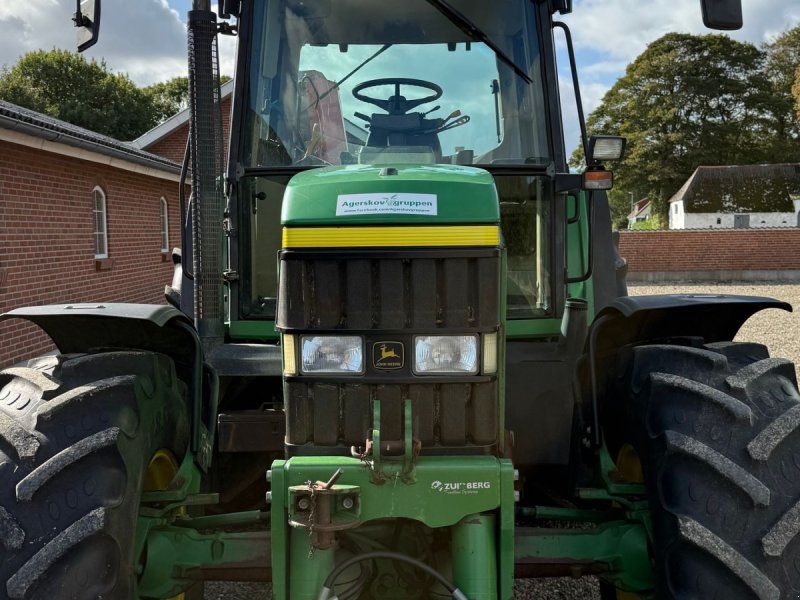 John Deere 6610