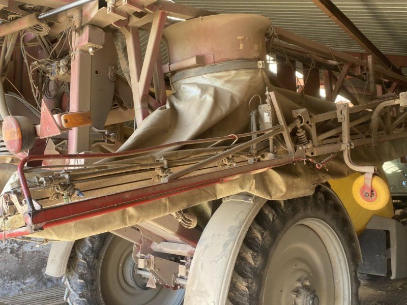 Hardi COMMANDER 4400 i TWIN 24 meter