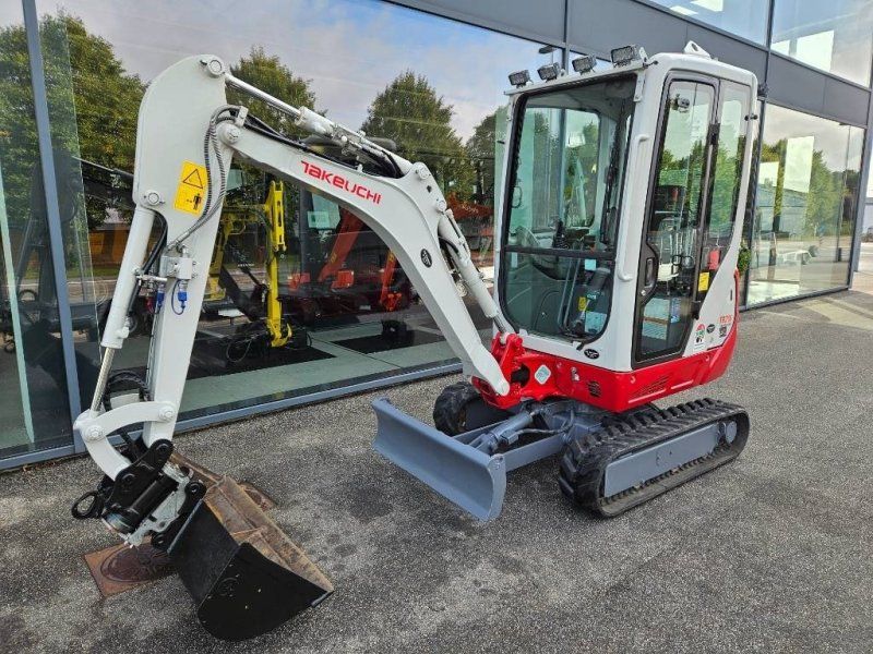 Takeuchi TB 216