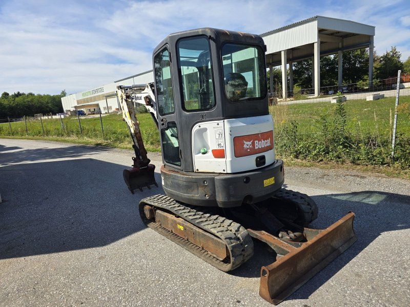 Bobcat E26
