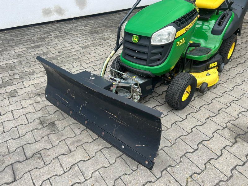 John Deere X155R