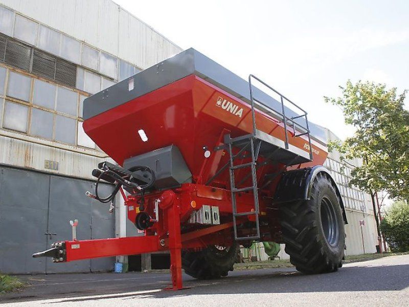 Unia RCW 120 Plus H Kalkstreuer Düngerstreuer 12000 L