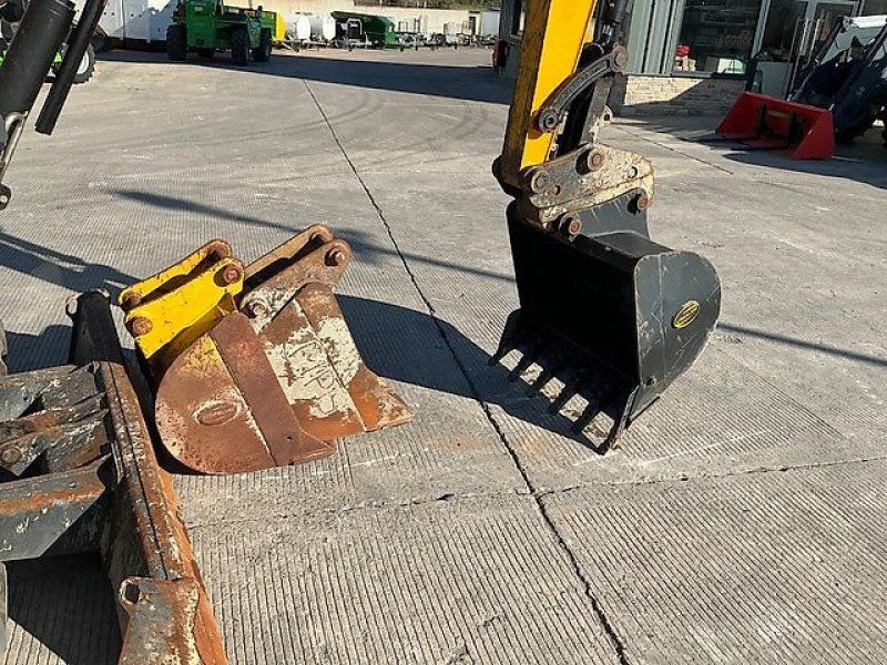 JCB 48Z-1