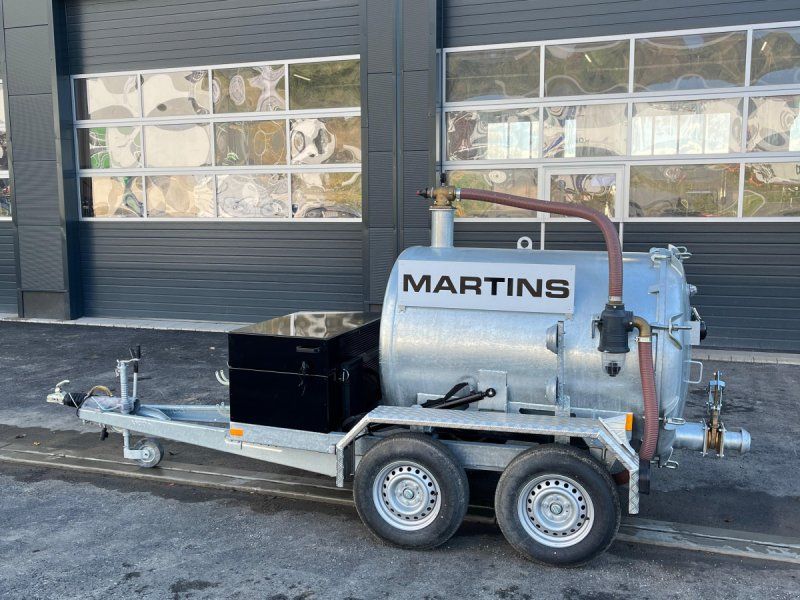 AT- Site Equipment Saugfass 3m³