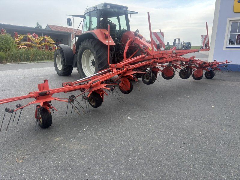 Kuhn GF 8702