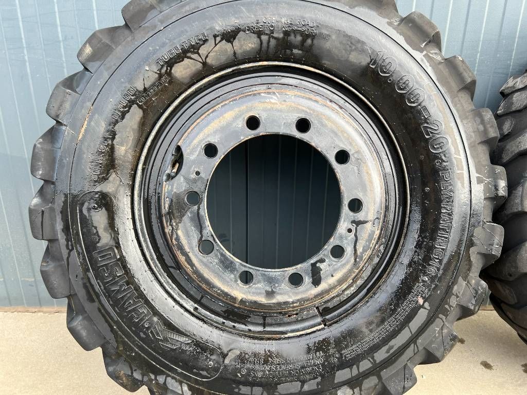 Michelin 1000 x 20 banden / 10.00 x 20: 1x2 Reifen