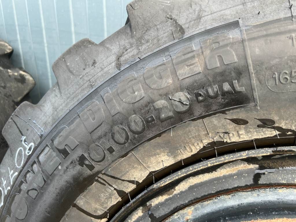Michelin 1000 x 20 banden / 10.00 x 20: 1x2 Reifen