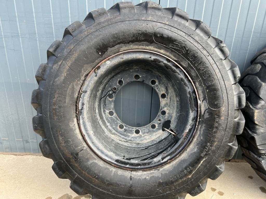 Michelin 1000 x 20 banden / 10.00 x 20: 1x2 Reifen