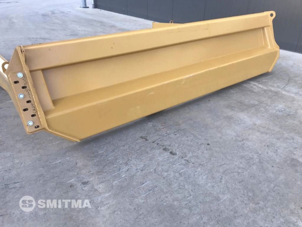 CAT 735C