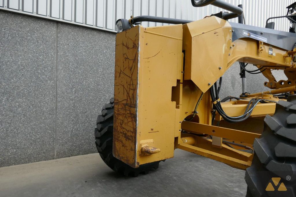 Caterpillar 140M2