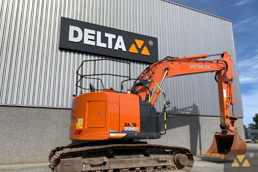 Hitachi ZX225USLC-6