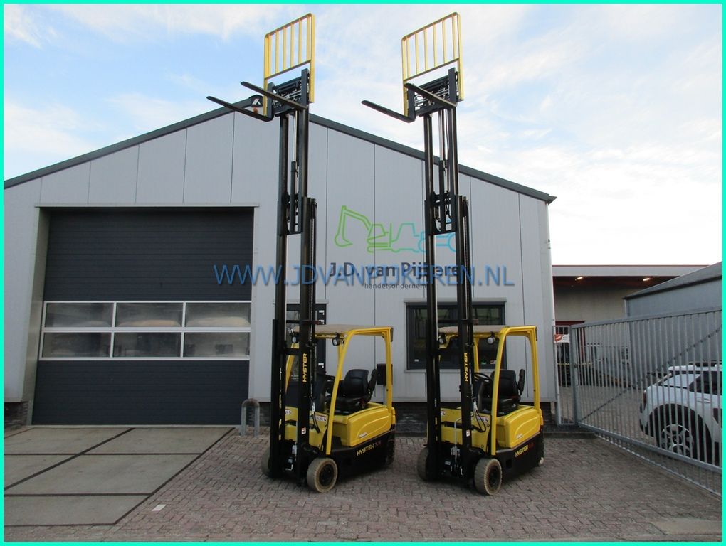 2x Hyster J1.6XNT 2018 triplex4.9m+sideshift+forkversteller