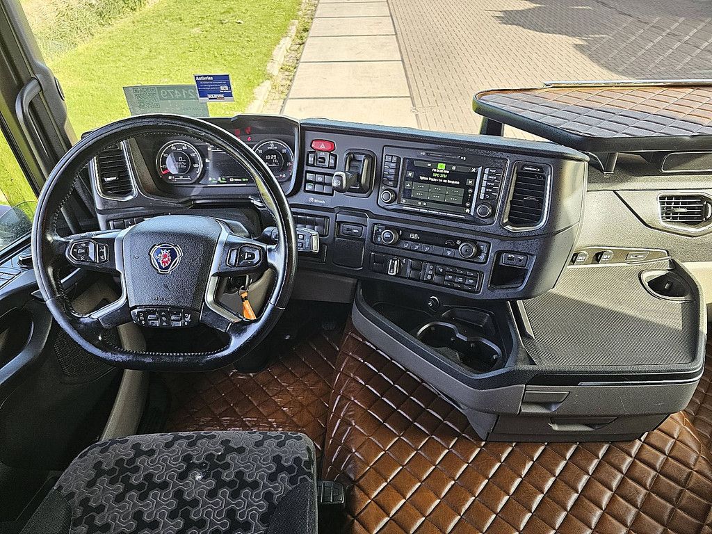 SCANIA R450