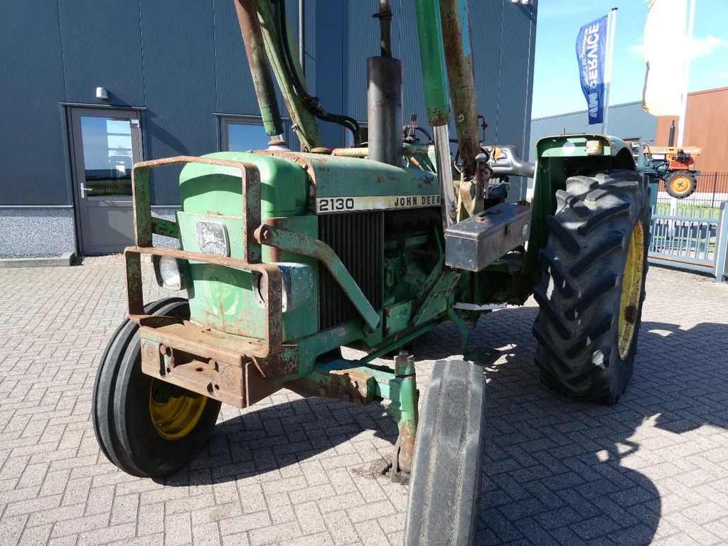 John Deere 2130 2wd / 4325 Draaiuren / Margetrekker
