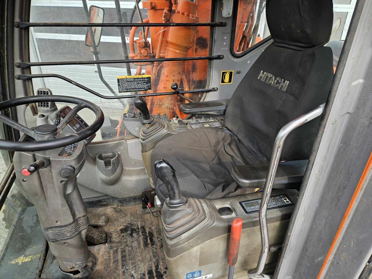 Hitachi ZX130W
