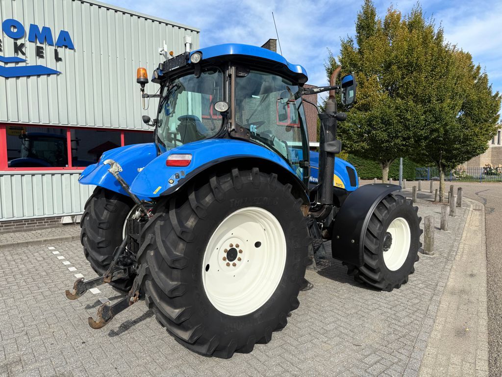 New Holland T6070 Elite