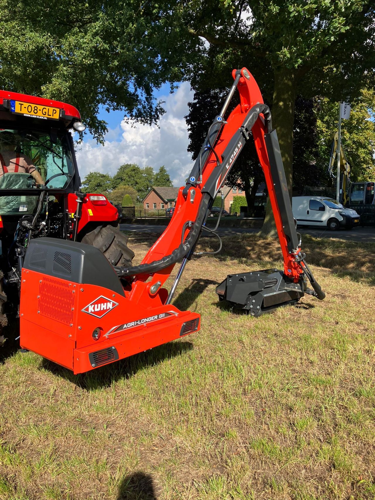 Kuhn E4745M armklepelmaaier