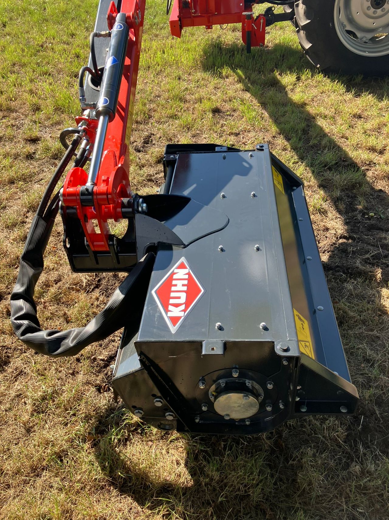 Kuhn E4745M armklepelmaaier