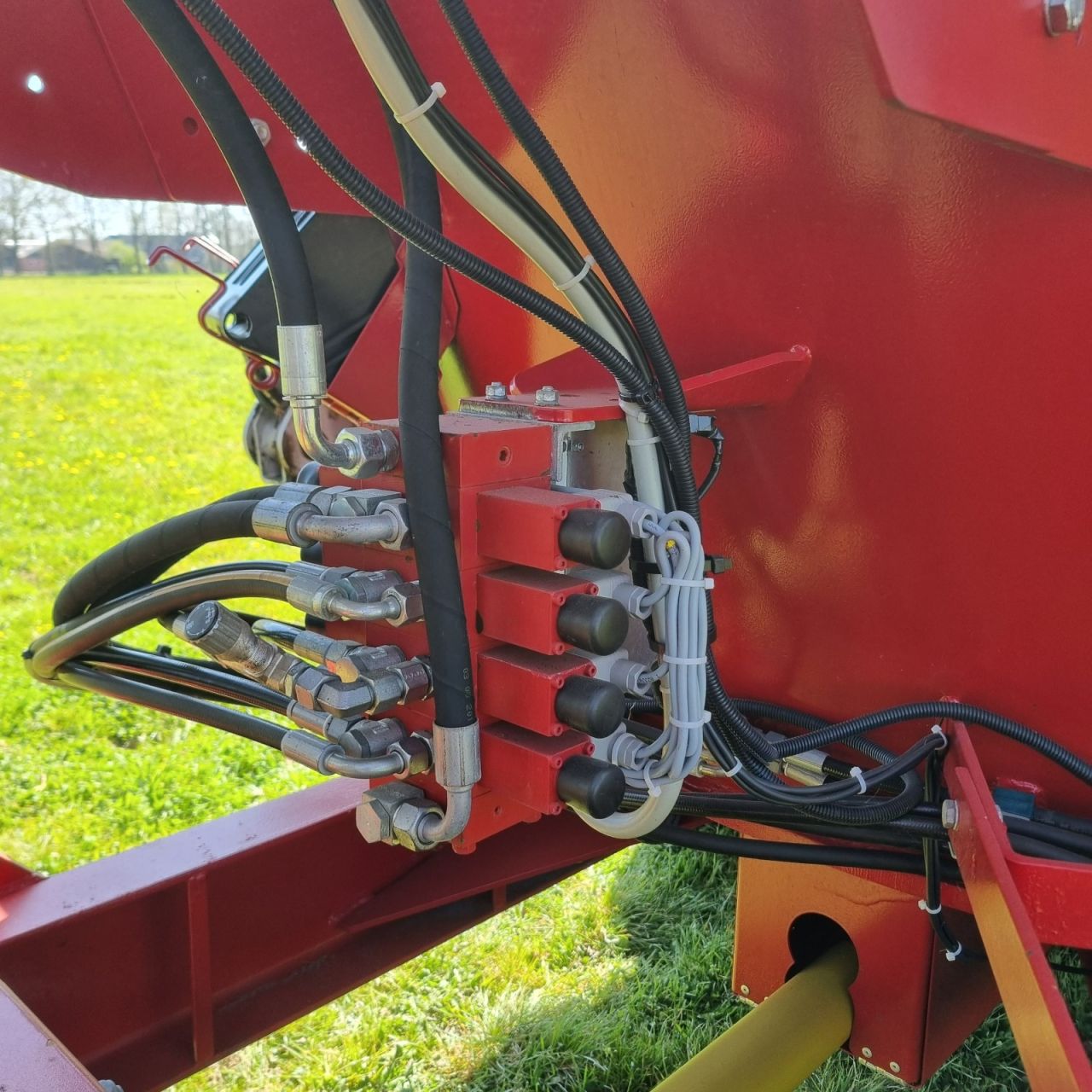 BVL v-mix plus 10LS zelfladende voermengwagen
