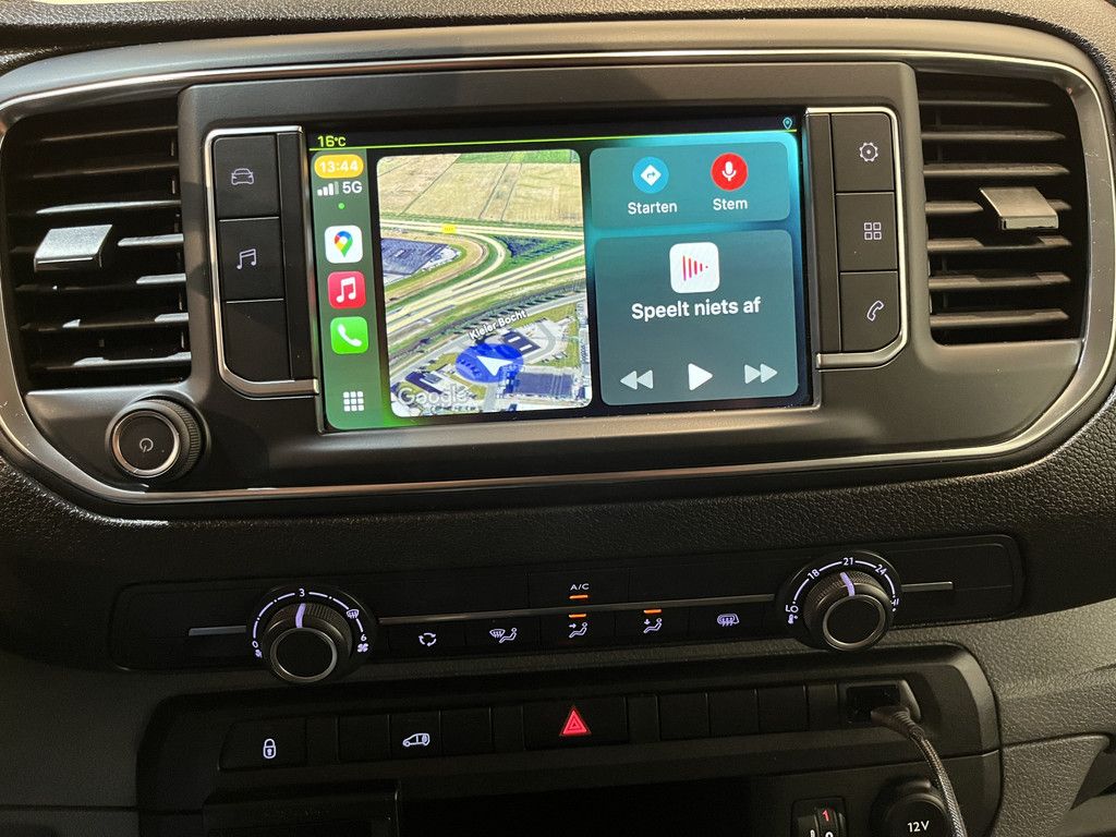 Peugeot e-Expert EV L2 75 kWh Koelauto / Carrier Koeling / 100% Elektrisch / Airco / Cruise Control / Camera / CarPlay / 3-Zits / 45.000 KM !!