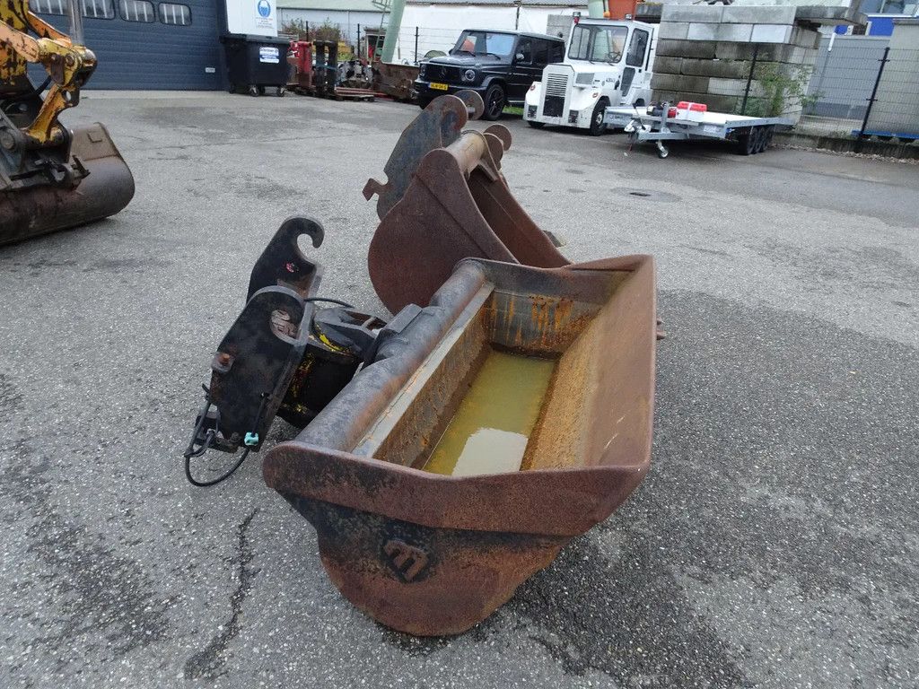 Caterpillar M315