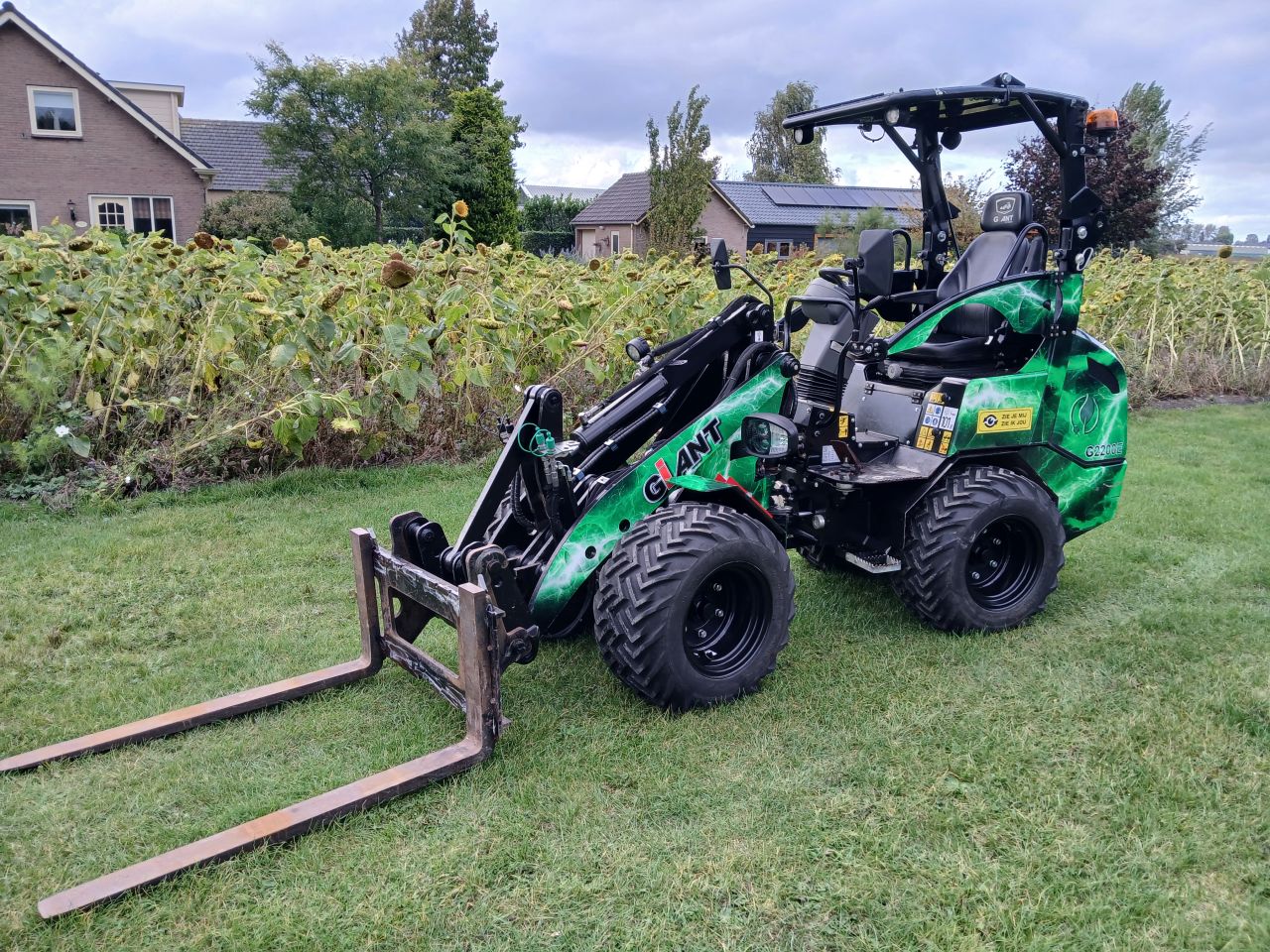 Giant G2200 E X-TRA 520ah accu snellader koop/huur