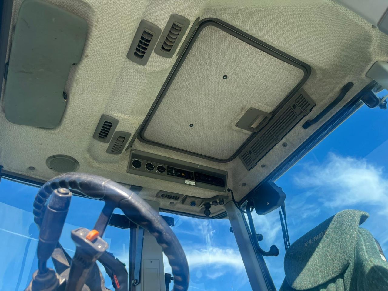Fendt 412 com 3