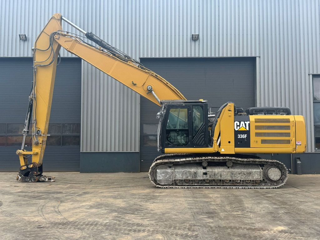 Caterpillar 336FL Tracked material handler