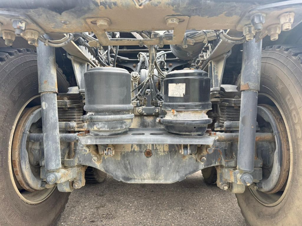 MercedesBenz AROCS 3345