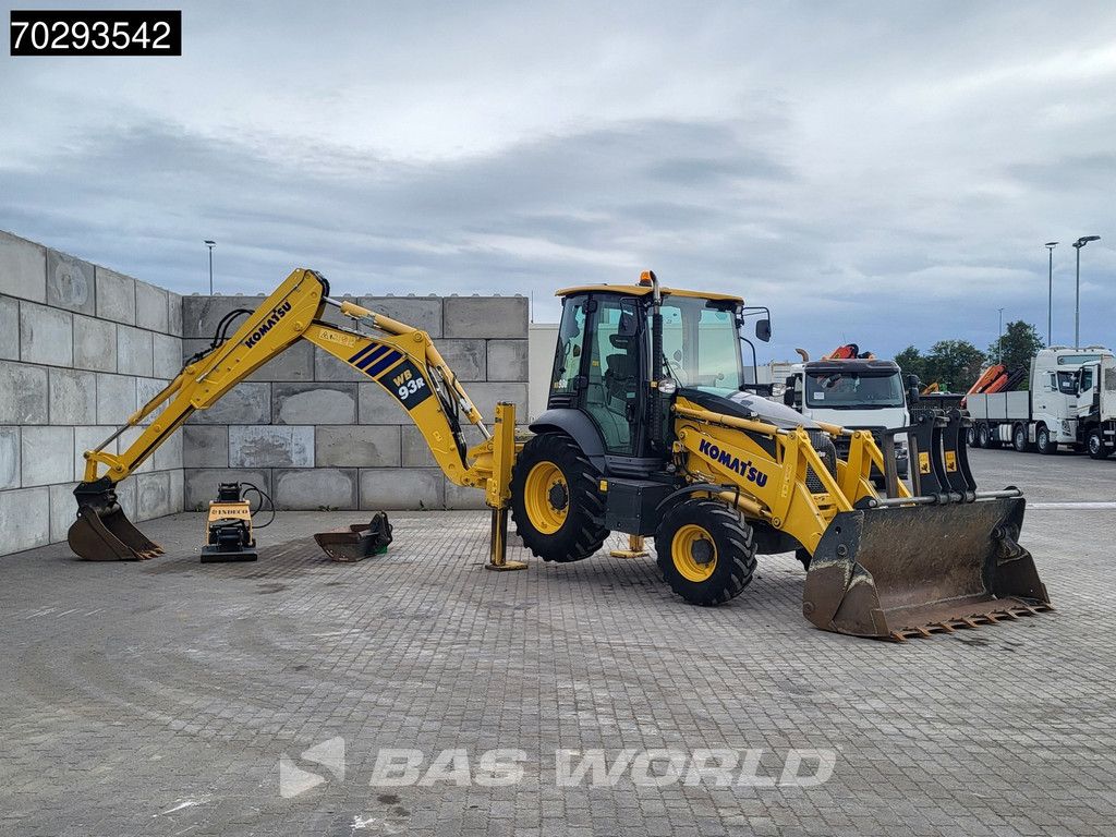 Komatsu WB93R-8 WB93 R-8