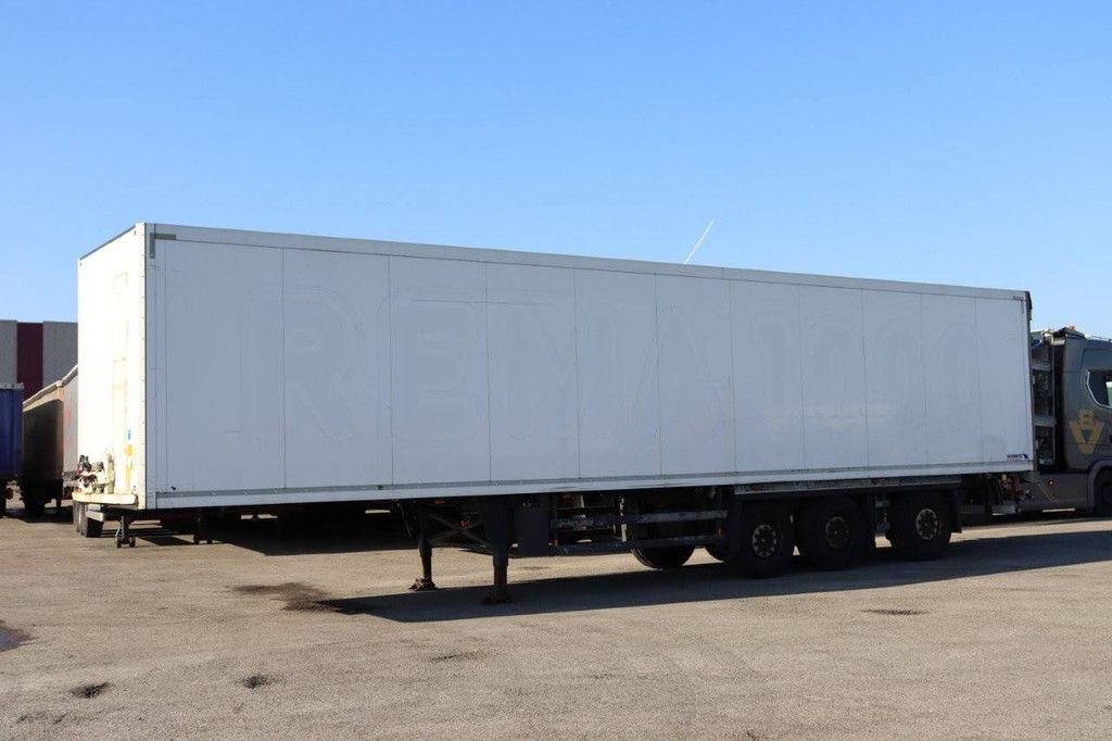 Closed Semi-trailer Schmitz Cargobull SKO 24 2014