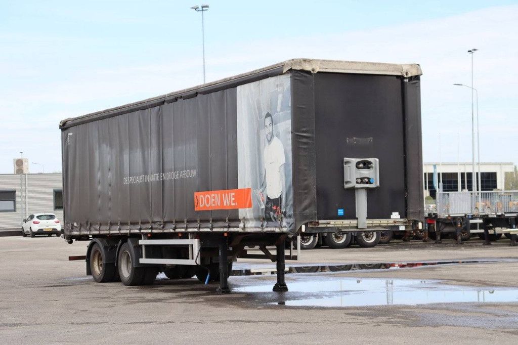 Happy Trailer OR 35-220 sliding tarpaulin trailer