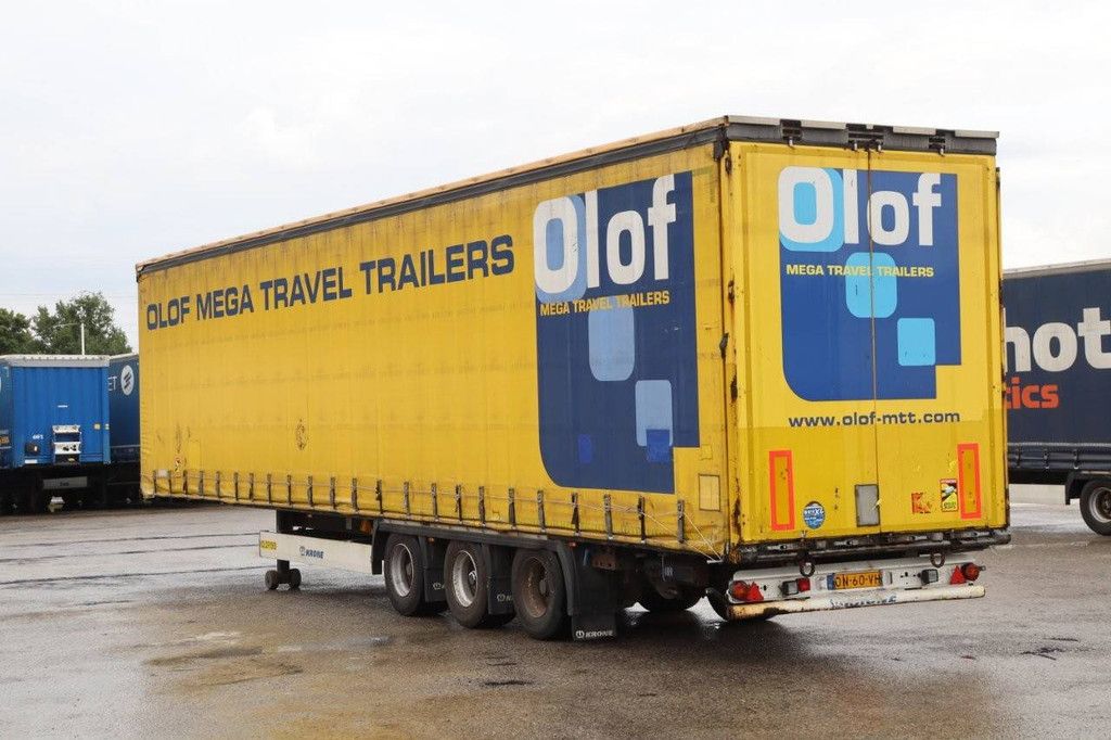 Krone SD 2015 sliding tarpaulin trailer