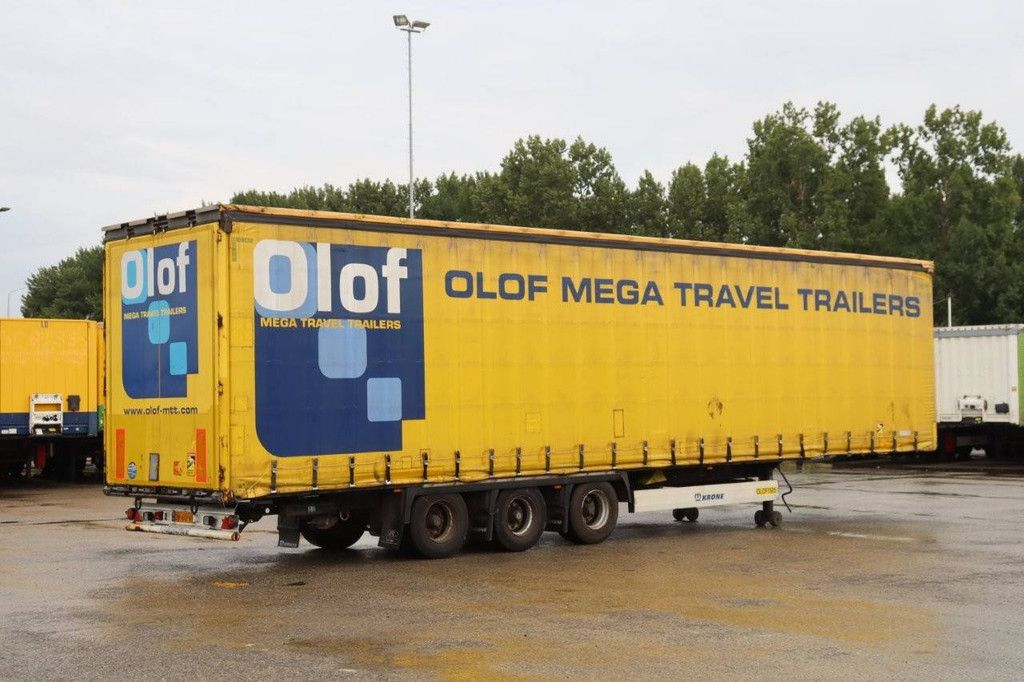 Krone SD 2015 sliding tarpaulin trailer