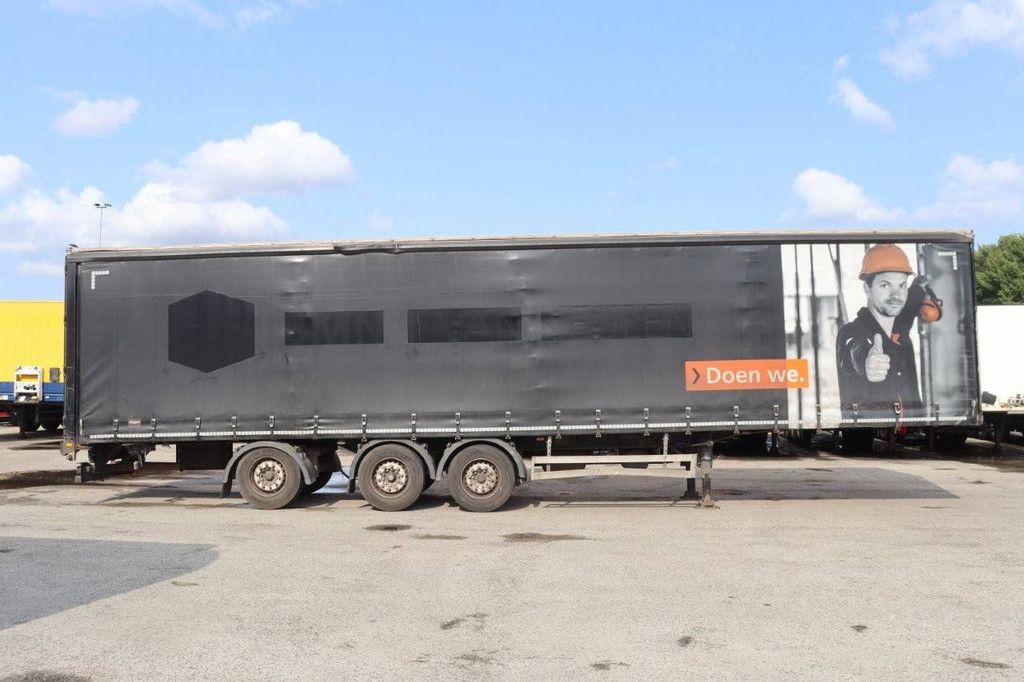 Curtainsider trailer Pacton B3-001