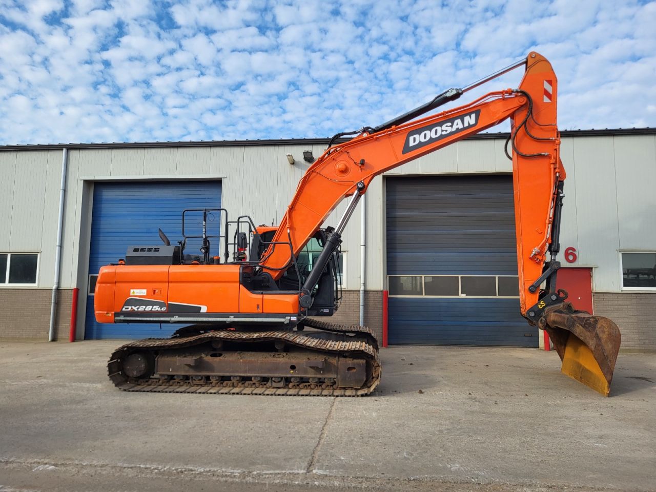 Doosan DX255LC-5